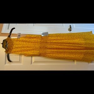 Women’s  west kei Brand new with tag smocked neck & waist midi dress size S